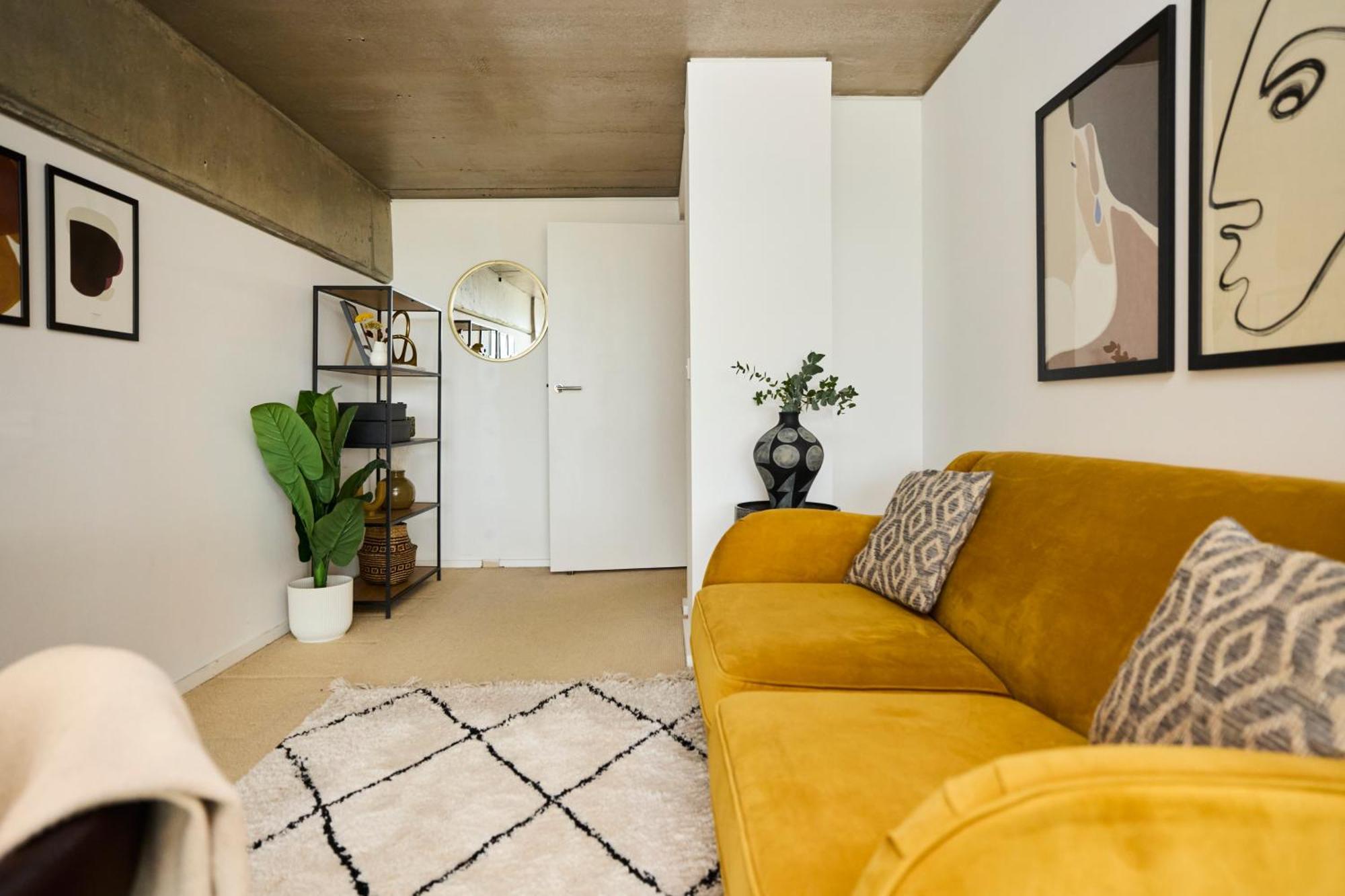 The Wenlock Arms - Inviting 1bdr Flat With Study And Balcony Appartamento *